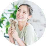 笑顔の女性